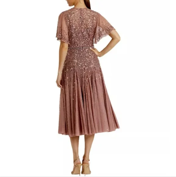 Beautiful *New W/tags* Mac Duggal Rose Sequin Dress - Picture 15 of 16